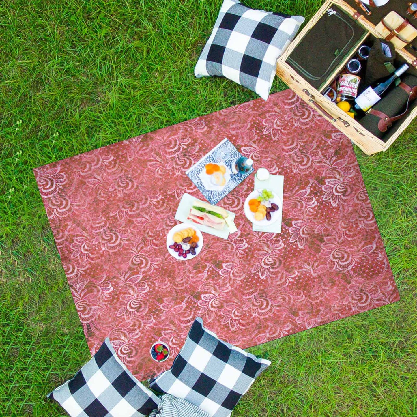 Victorian lace print waterproof picnic mat, 69 x 55in, design 33