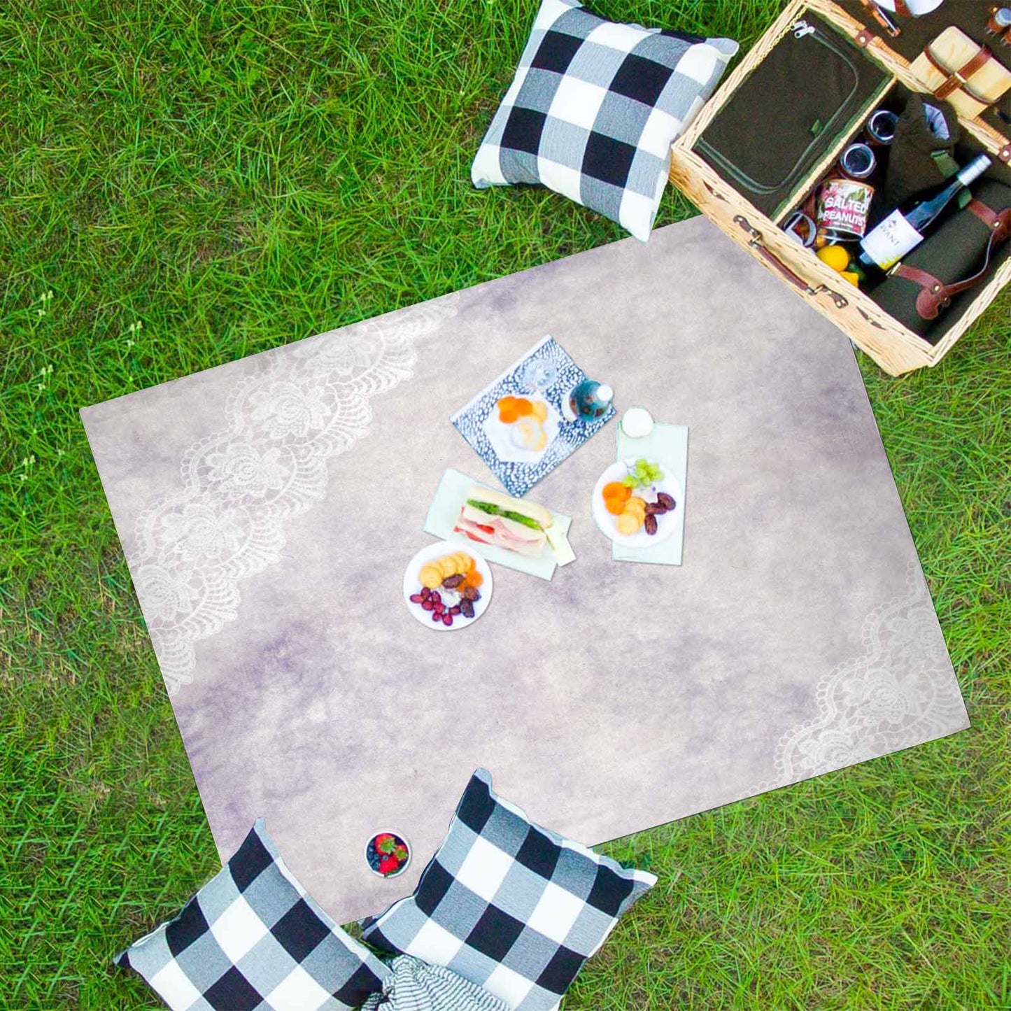 Victorian lace print waterproof picnic mat, 69 x 55in, design 40