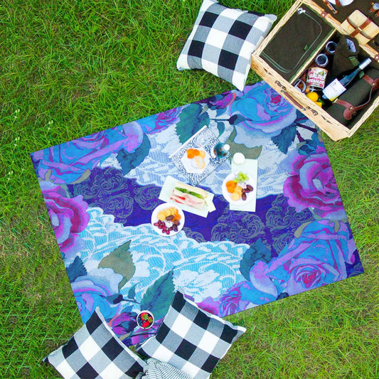 Victorian lace print waterproof picnic mat, 69 x 55in, design 20
