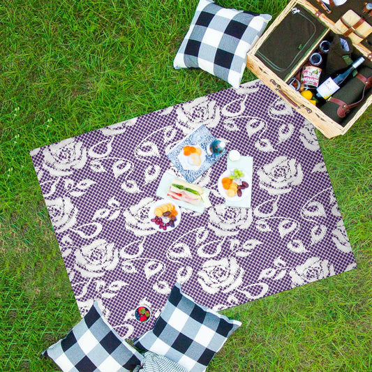 Victorian lace print waterproof picnic mat, 69 x 55in, design 18
