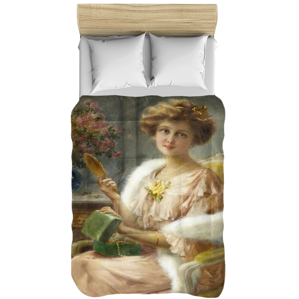 Victorian lady design comforter, twin, twin XL, queen or king, A young lady with a mirror