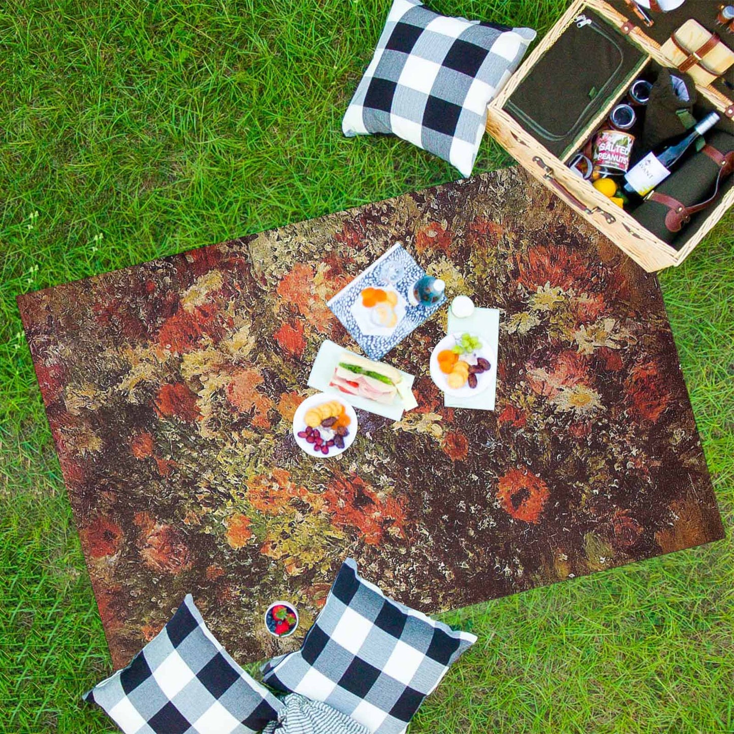 Vintage Floral waterproof picnic mat, 81 x 55in, Design 24